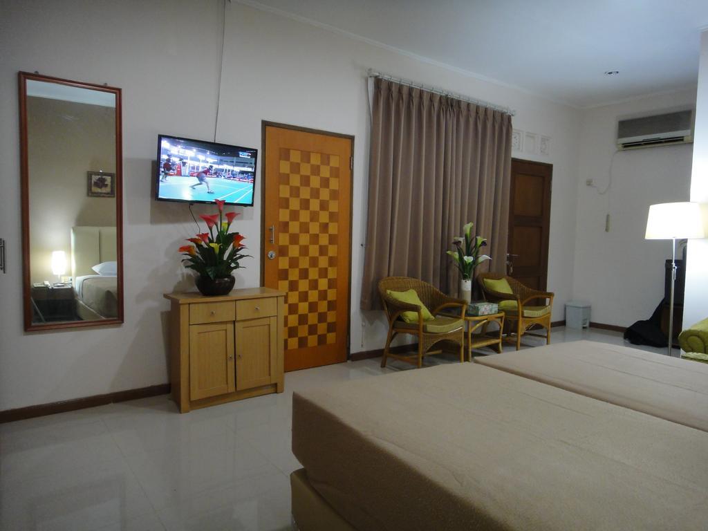 Gondia Guesthouse Jakarta Room photo