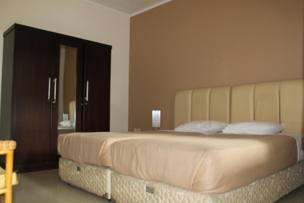Gondia Guesthouse Jakarta Room photo