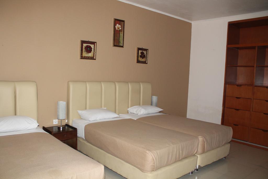 Gondia Guesthouse Jakarta Room photo